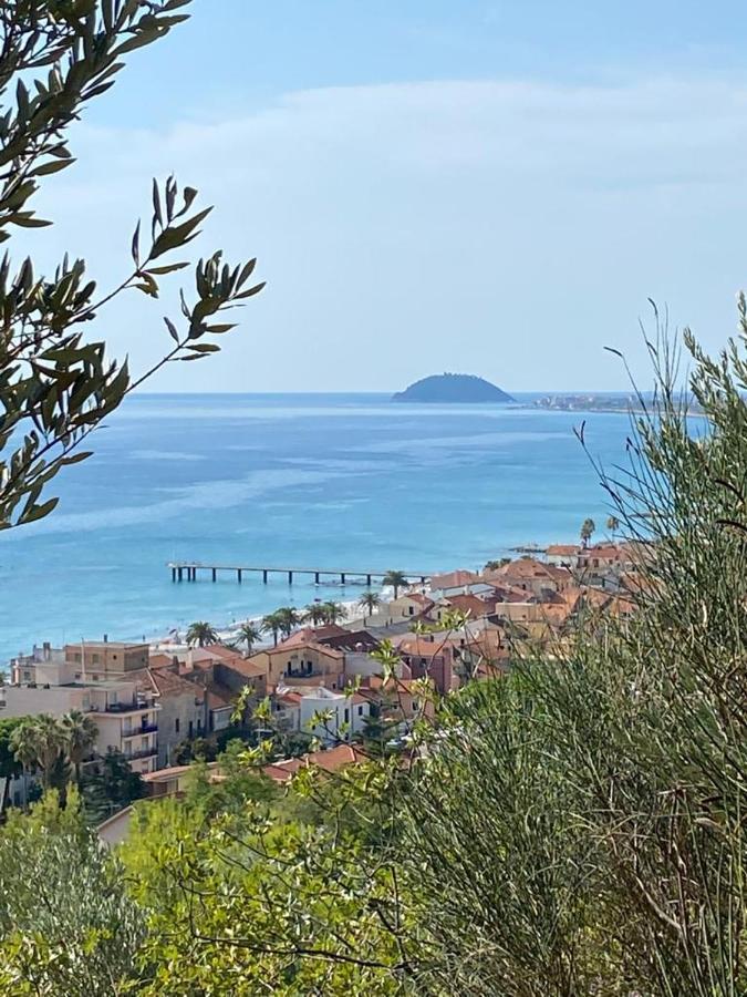 Villa Paolina Ceriale - App. 4 Posti المظهر الخارجي الصورة